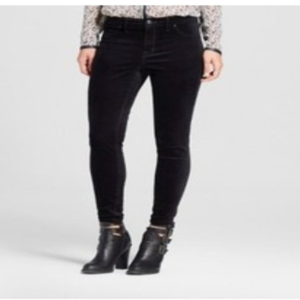High Rise Black Velvet Jeggings Super Stretch